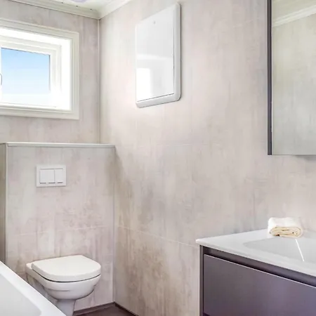 1 Bedroom Beautiful In *