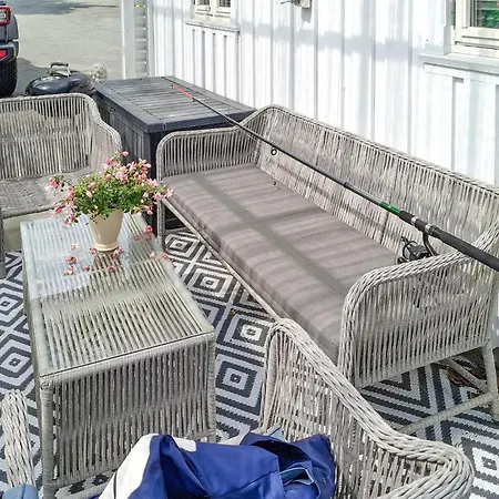 1 Bedroom Beautiful In
